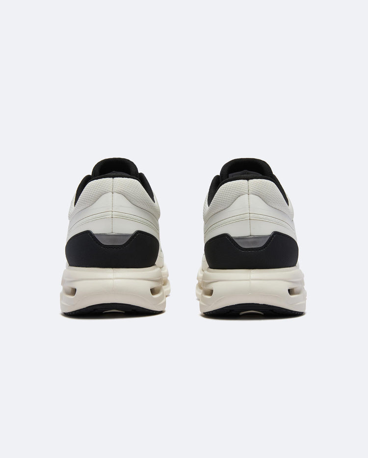 04690-202-M | MEN'S TUBES PRO SNEAKERS | TOFU/BLACK