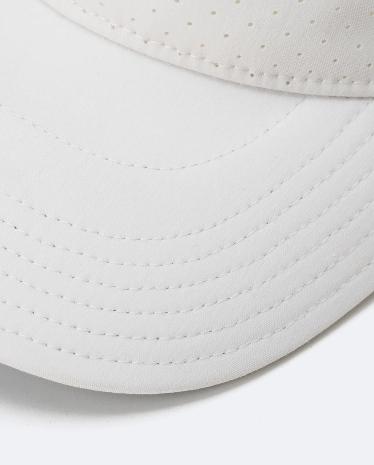 C3620-115 | VINTAGE K-SWISS LOGO WASHED VISOR CAP | WHITE